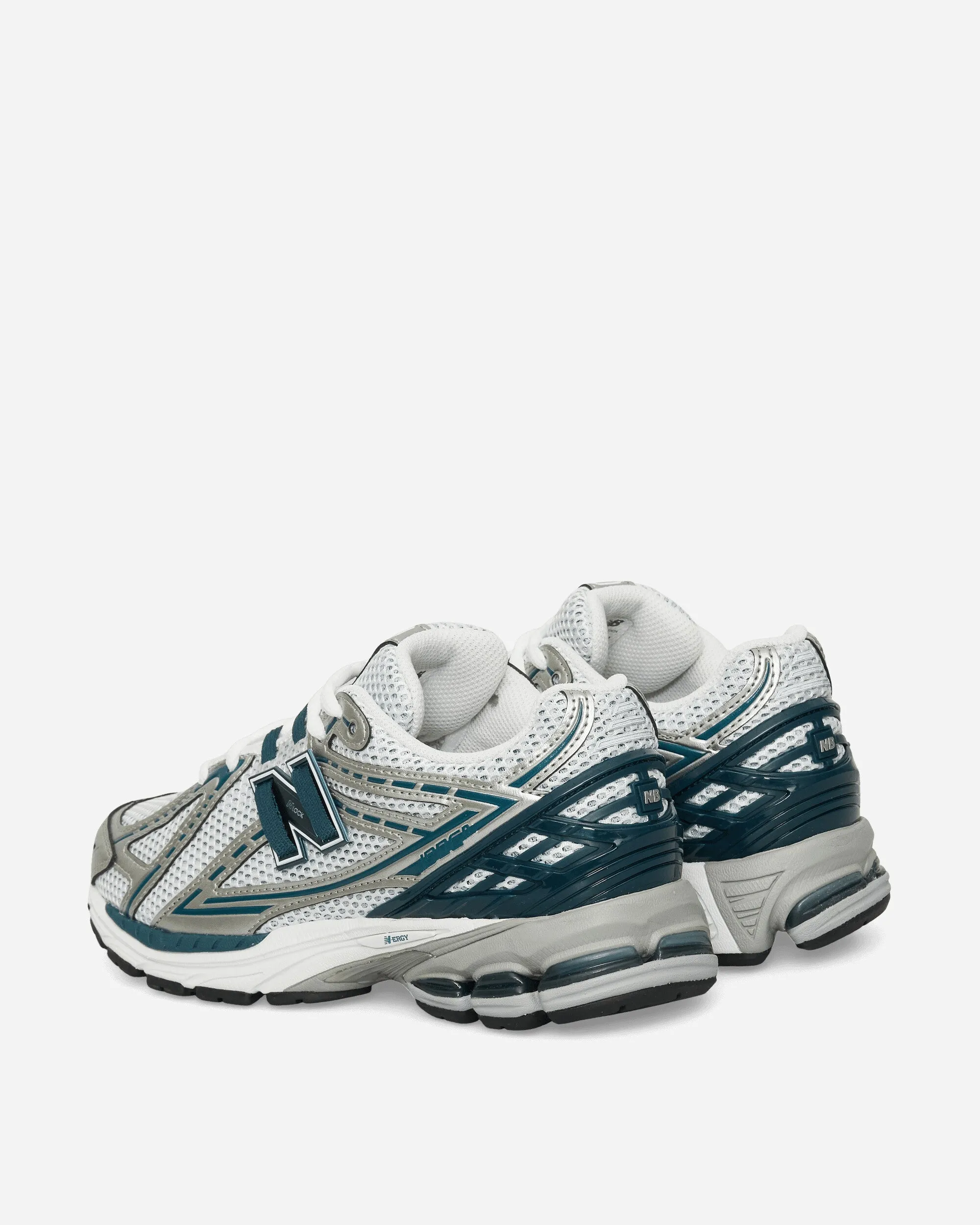 1906R Sneakers Silver Metallic / Deep Ocean / White