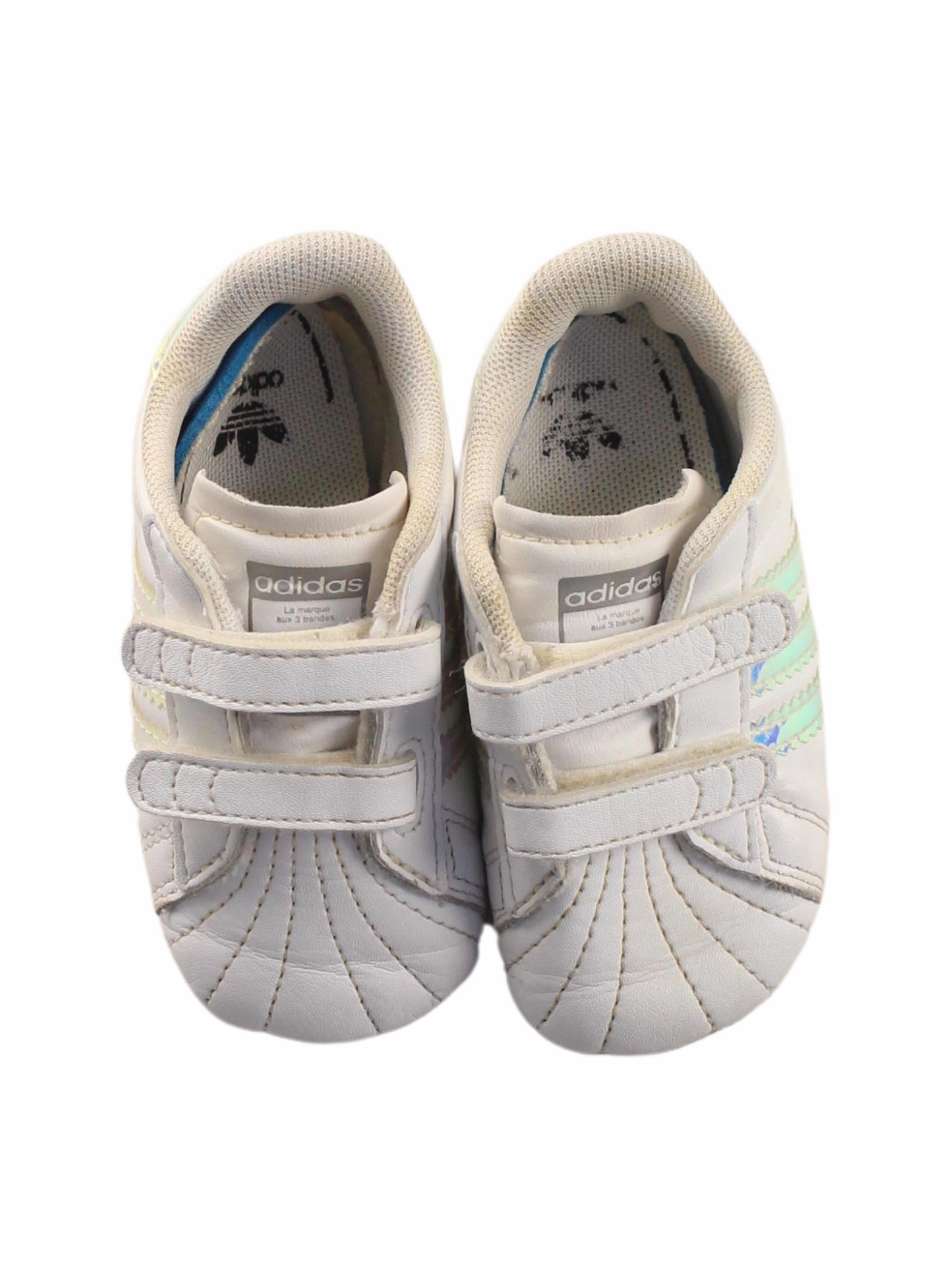 Adidas Sneakers (EU19)