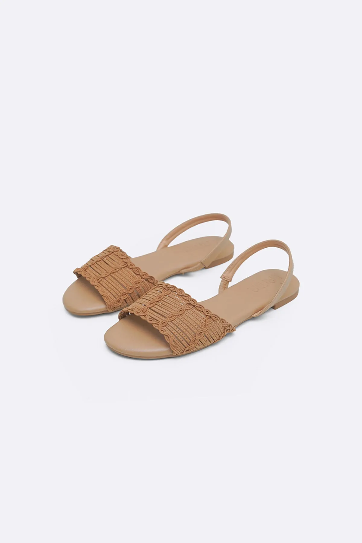 BEACH WEAVE SANDALS