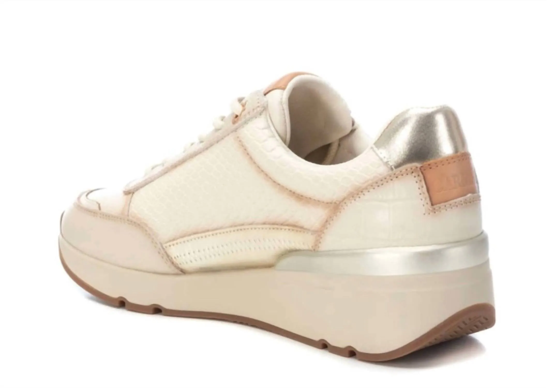 Carmela Collection Casual Sneakers In Ice