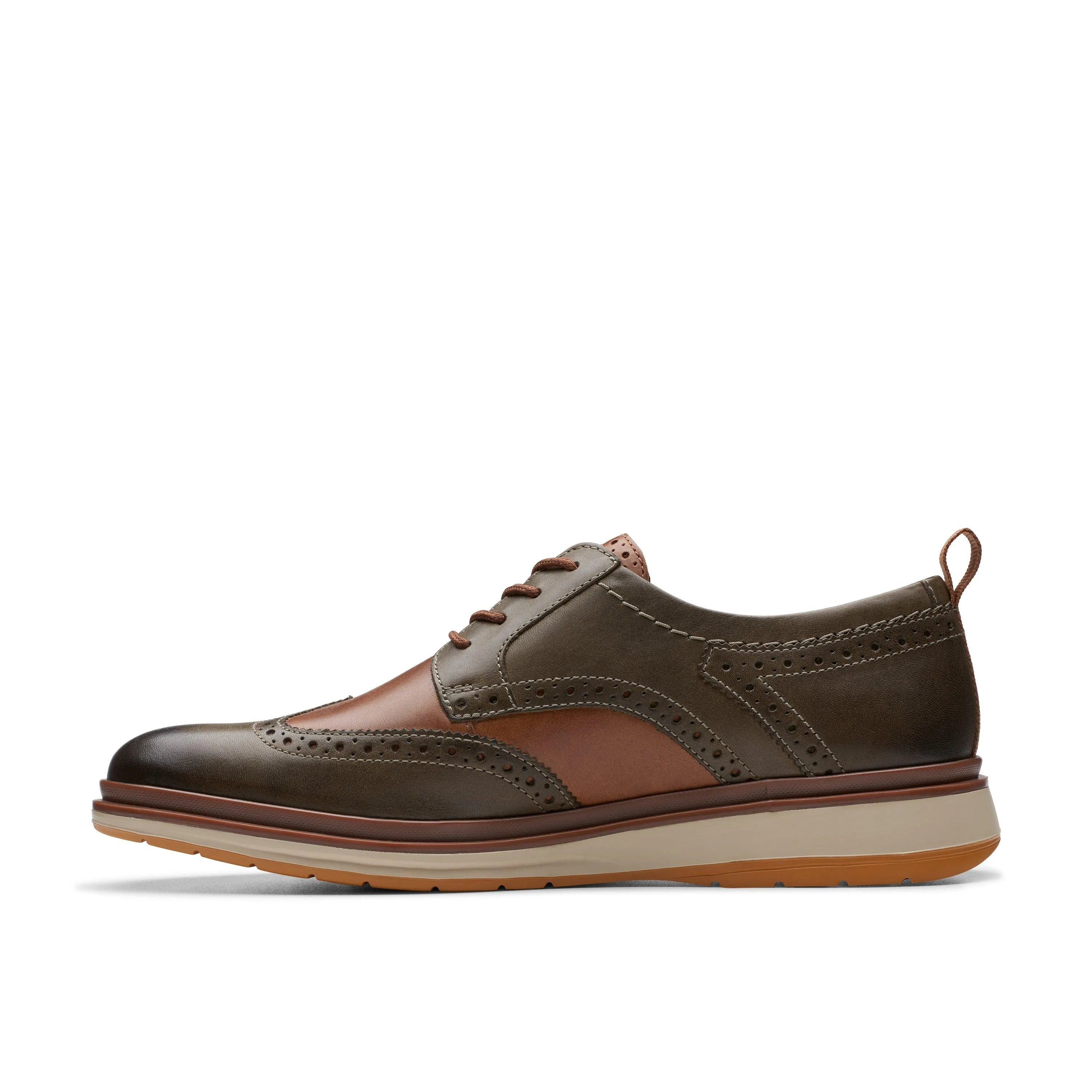 Clarks Chantry Wing in Green Leather