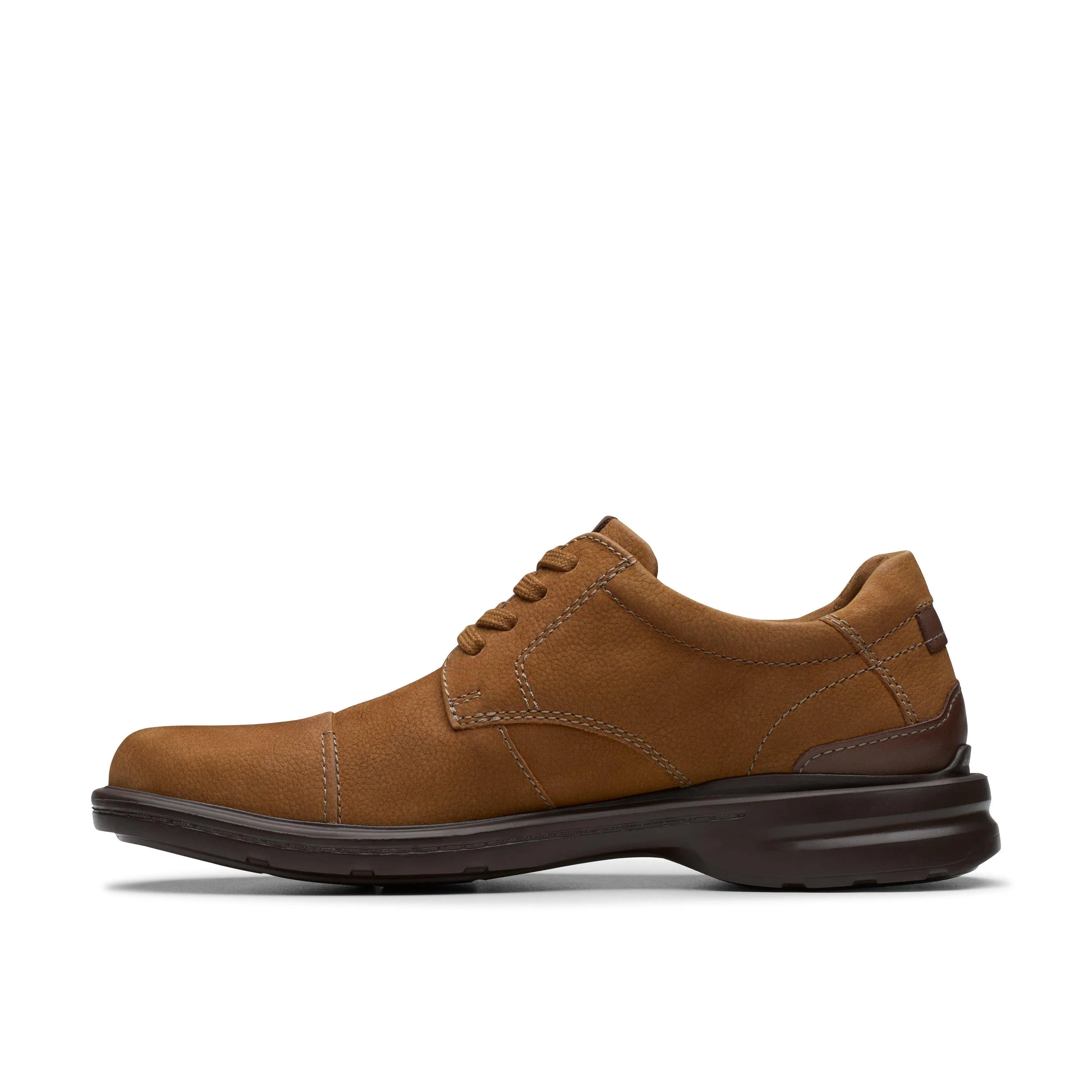 Clarks Gessler Cap in Brown Oiled Nubuck