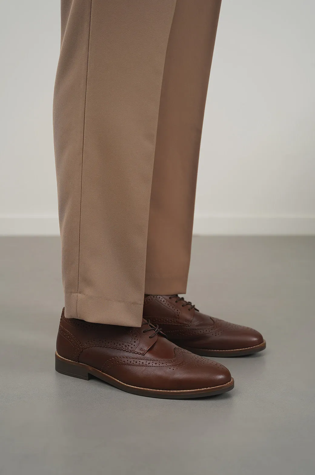 CLASSIC LEATHER BROGUES