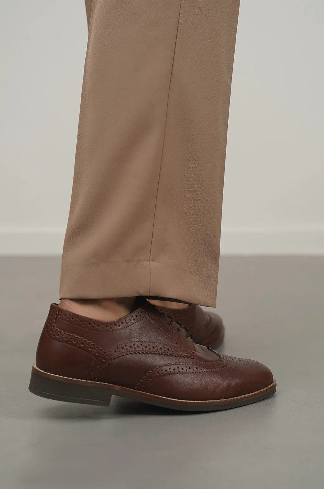 CLASSIC LEATHER BROGUES