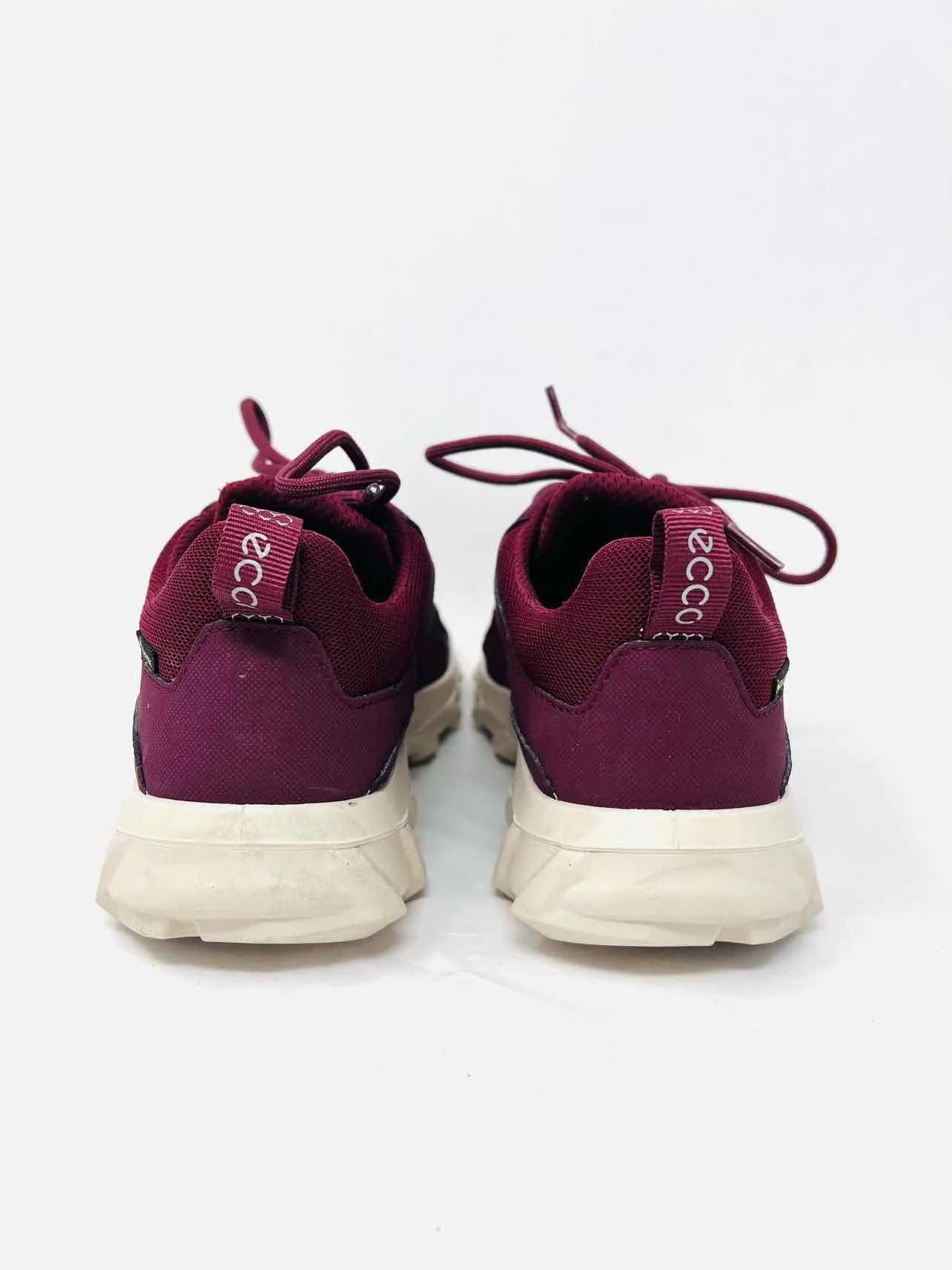 Ecco Size 8/8.5 Burgundy/Beige Lace-Up Mesh W/ BOX!!! Shoes Sneakers