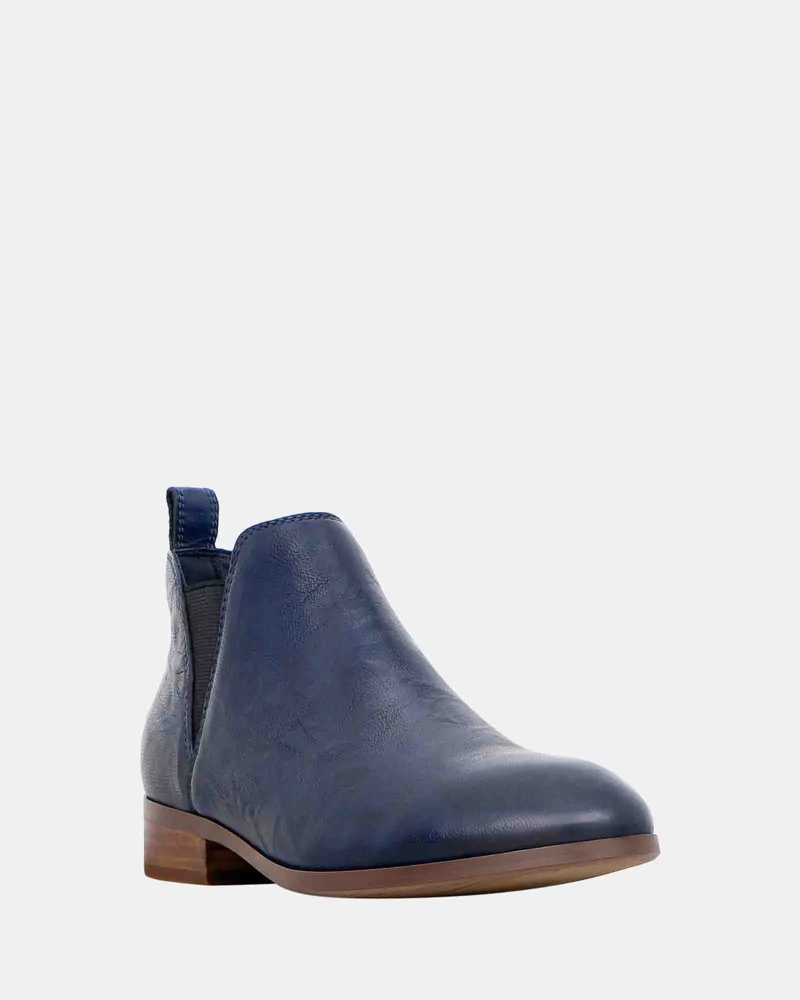 Larena Navy