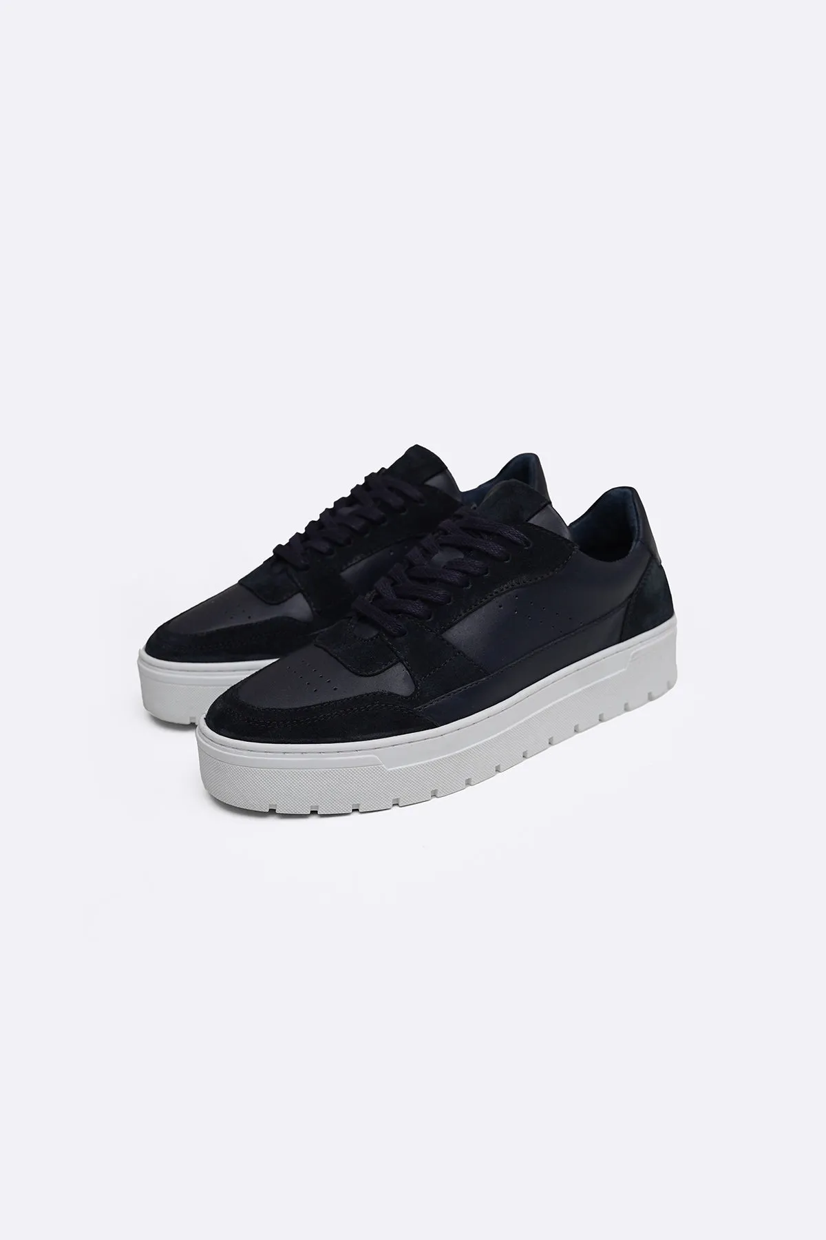 LEATHER CHUNKY SNEAKERS