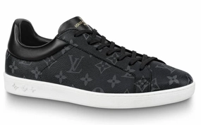 LOUIS VUITTON BLACK SNEAKERS