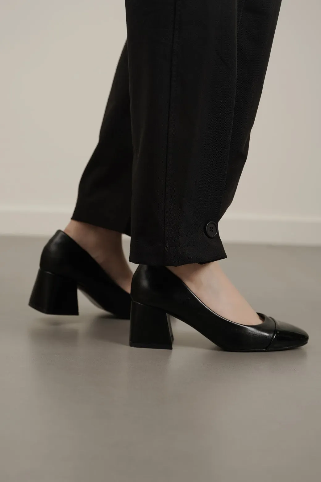 MAMA BLOCK HEEL PUMPS