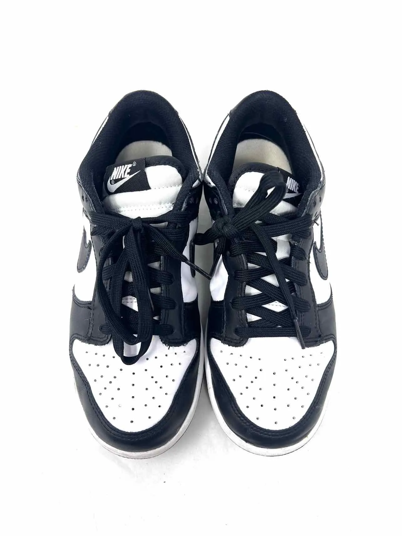 Nike Size 7 Black/White Lace-Up Leather AS IS Shoes Sneakers