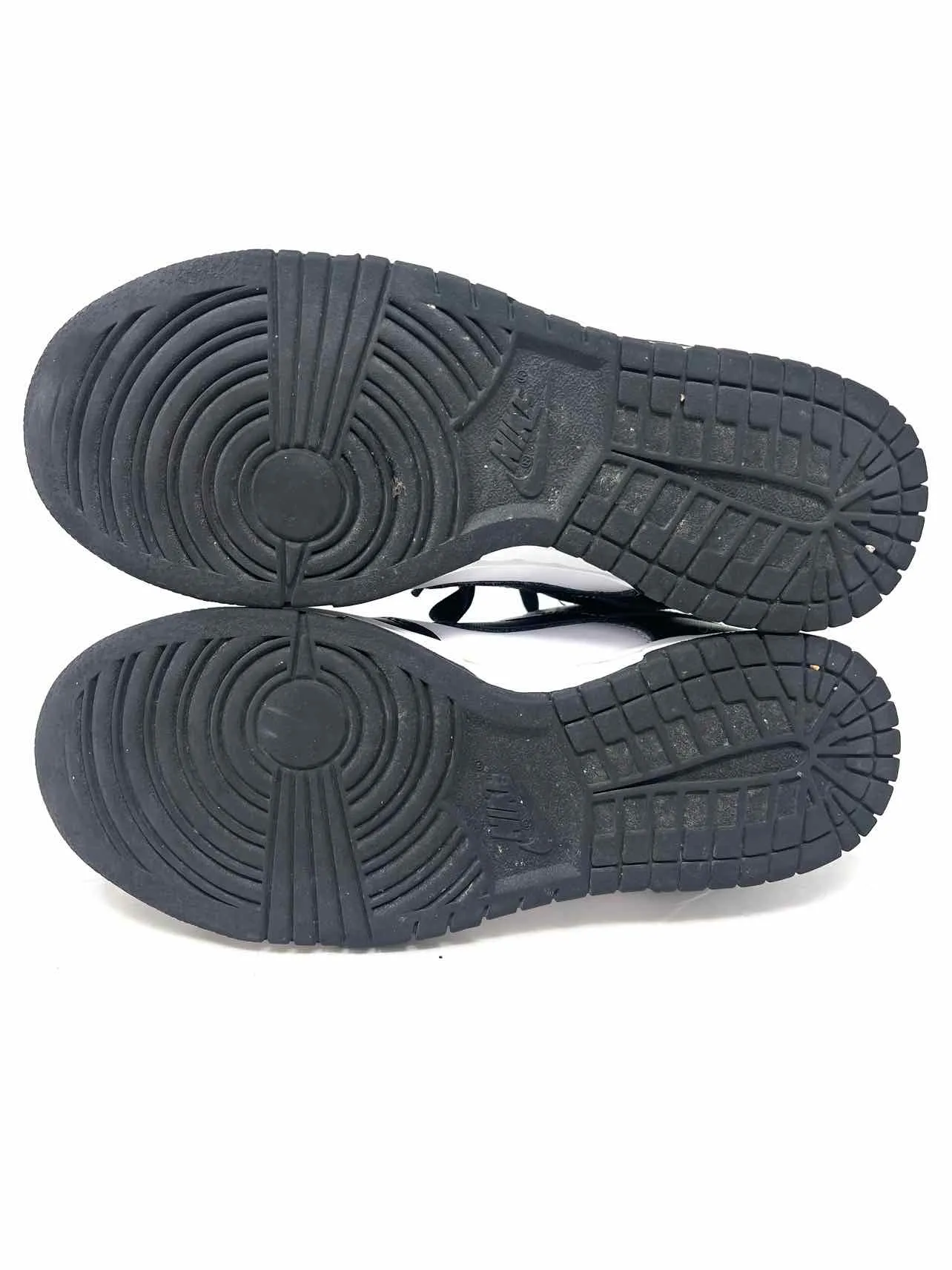 Nike Size 7 Black/White Lace-Up Leather AS IS Shoes Sneakers