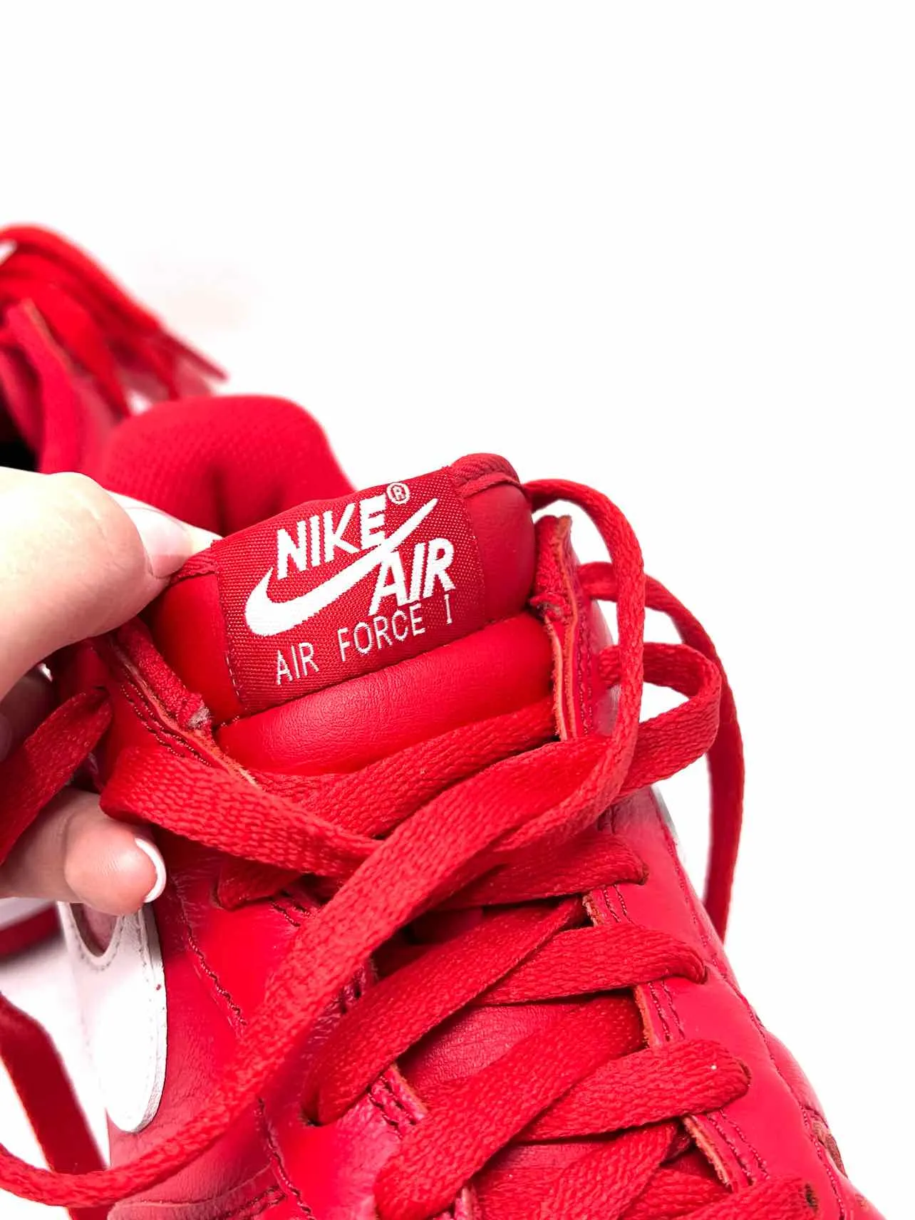 Nike Size 7 Red/White Lace-Up Leather Shoes Sneakers
