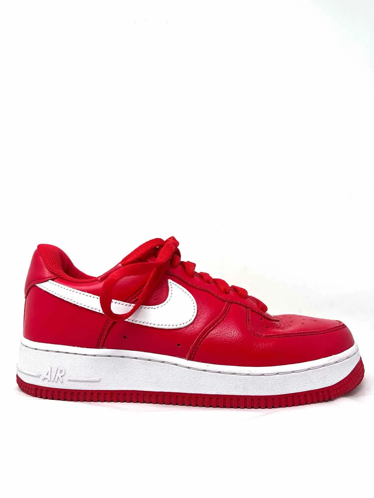 Nike Size 7 Red/White Lace-Up Leather Shoes Sneakers