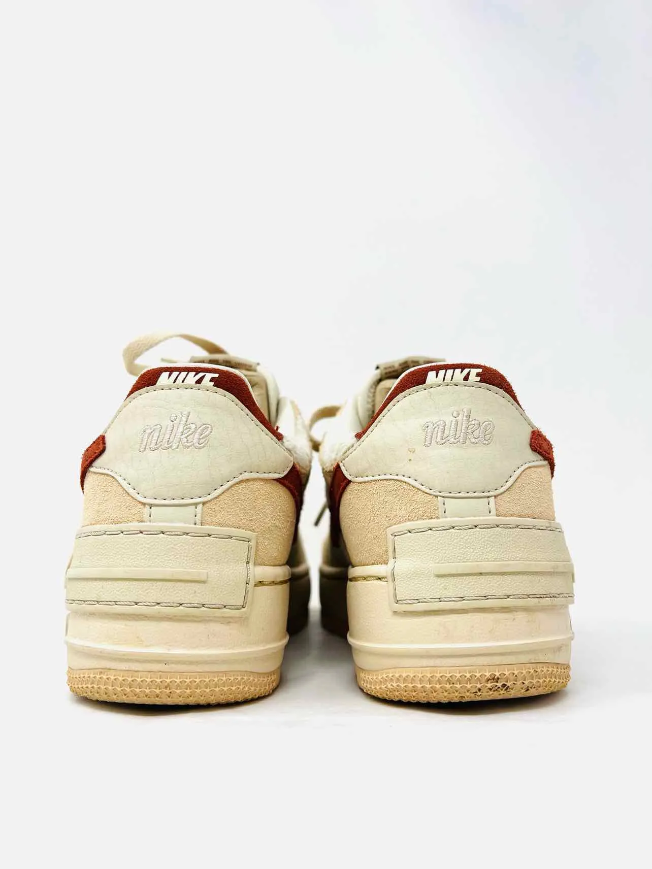 Nike Size 9.5 Beige/Red Blocked Suede Shoes Sneakers