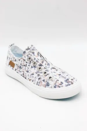 Play Sneaker In Off White Rainforest Leopard