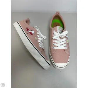 Shoes Sneakers By Cariuma In Pink, Size: 11