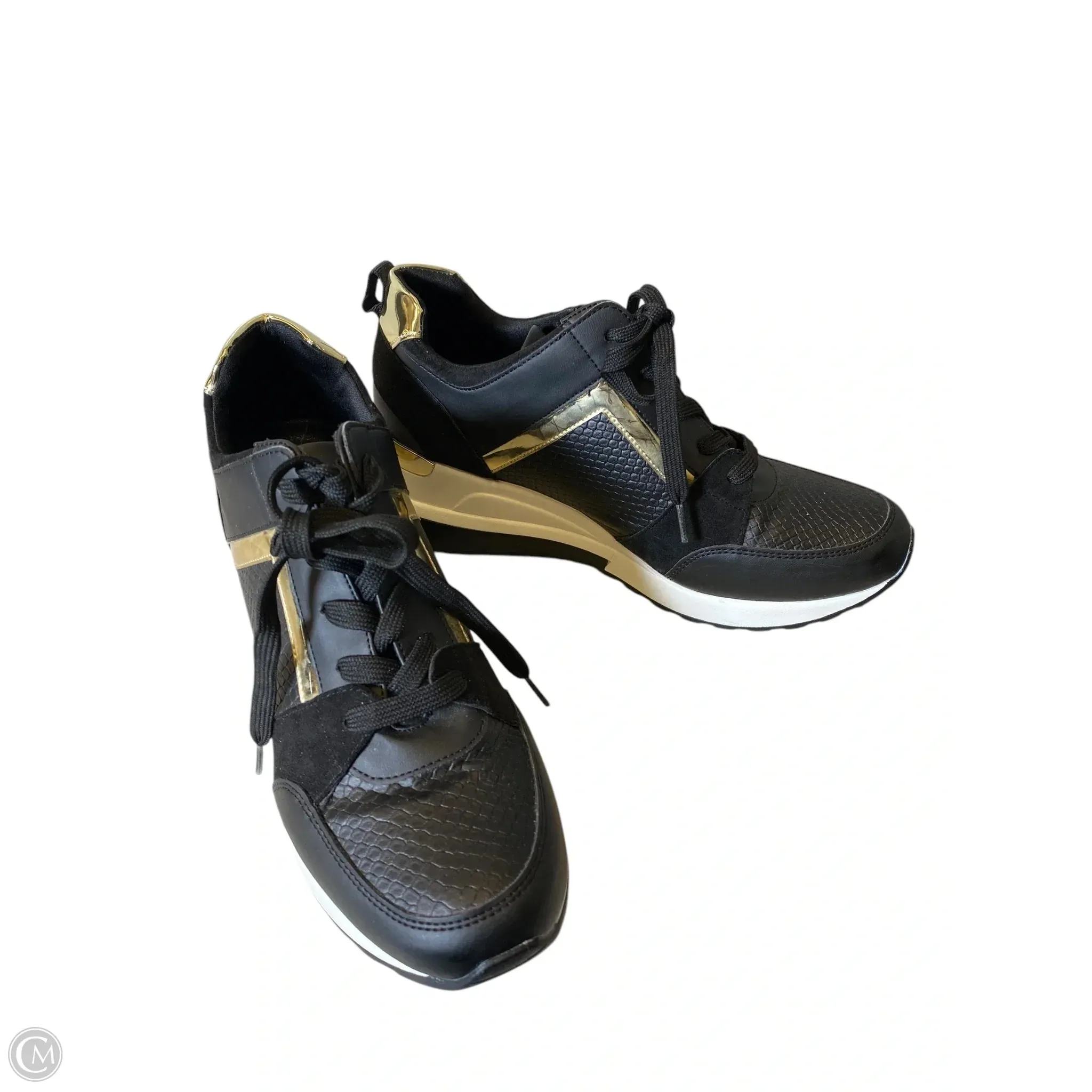 Shoes Sneakers By Clothes Mentor In Black & Gold, Size: 9.5