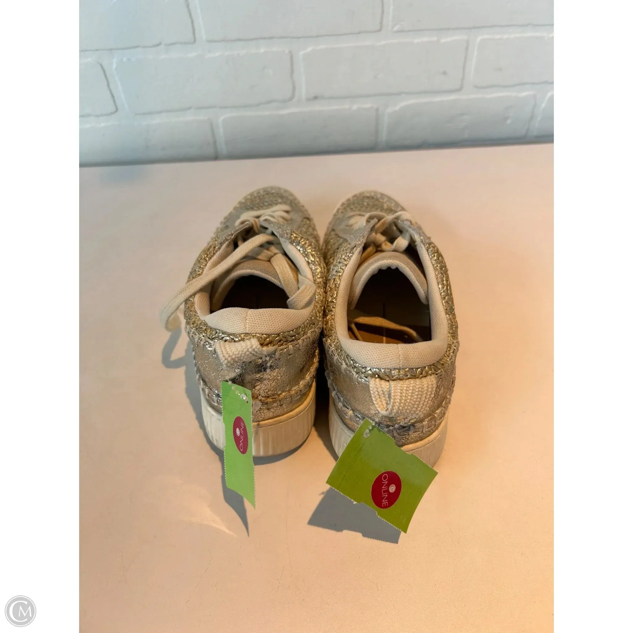 Shoes Sneakers By Dolce Vita In Gold, Size: 7.5