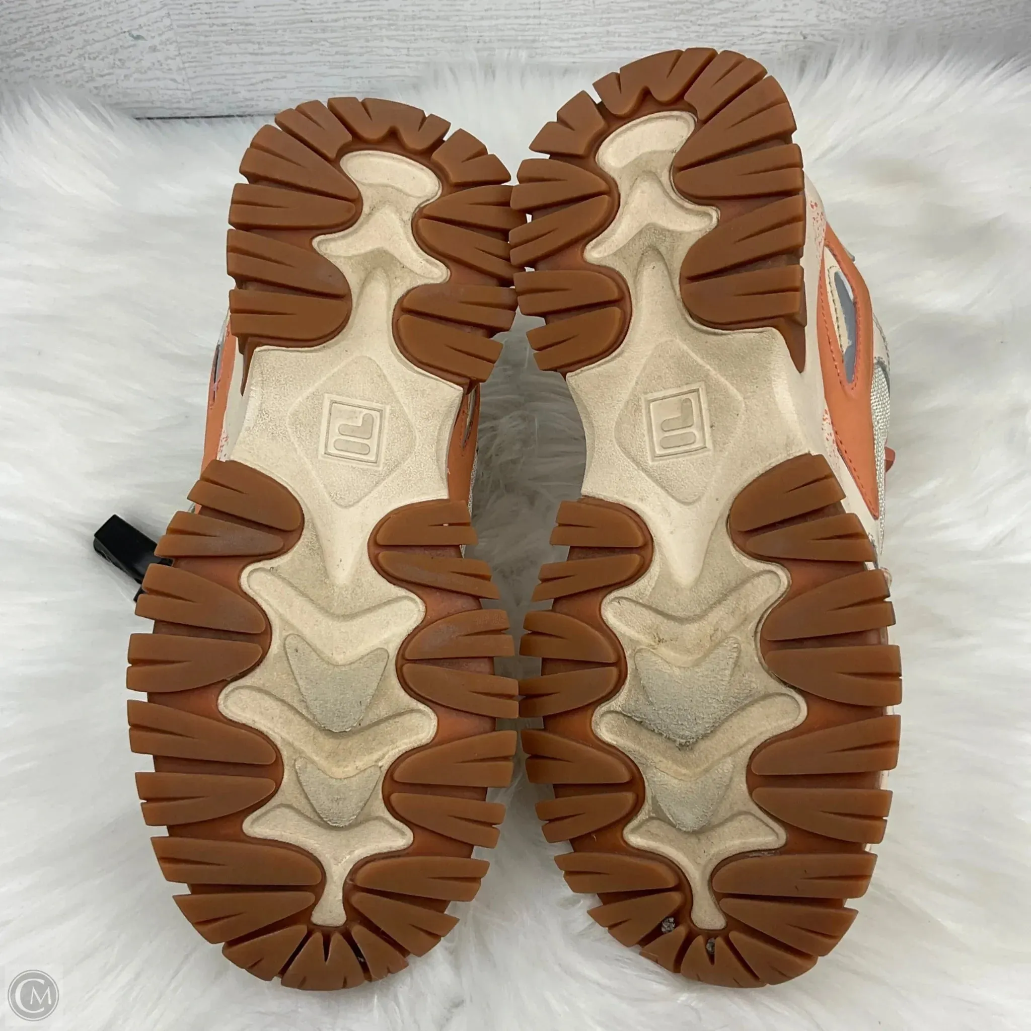 Shoes Sneakers By Fila In Coral, Size: 8