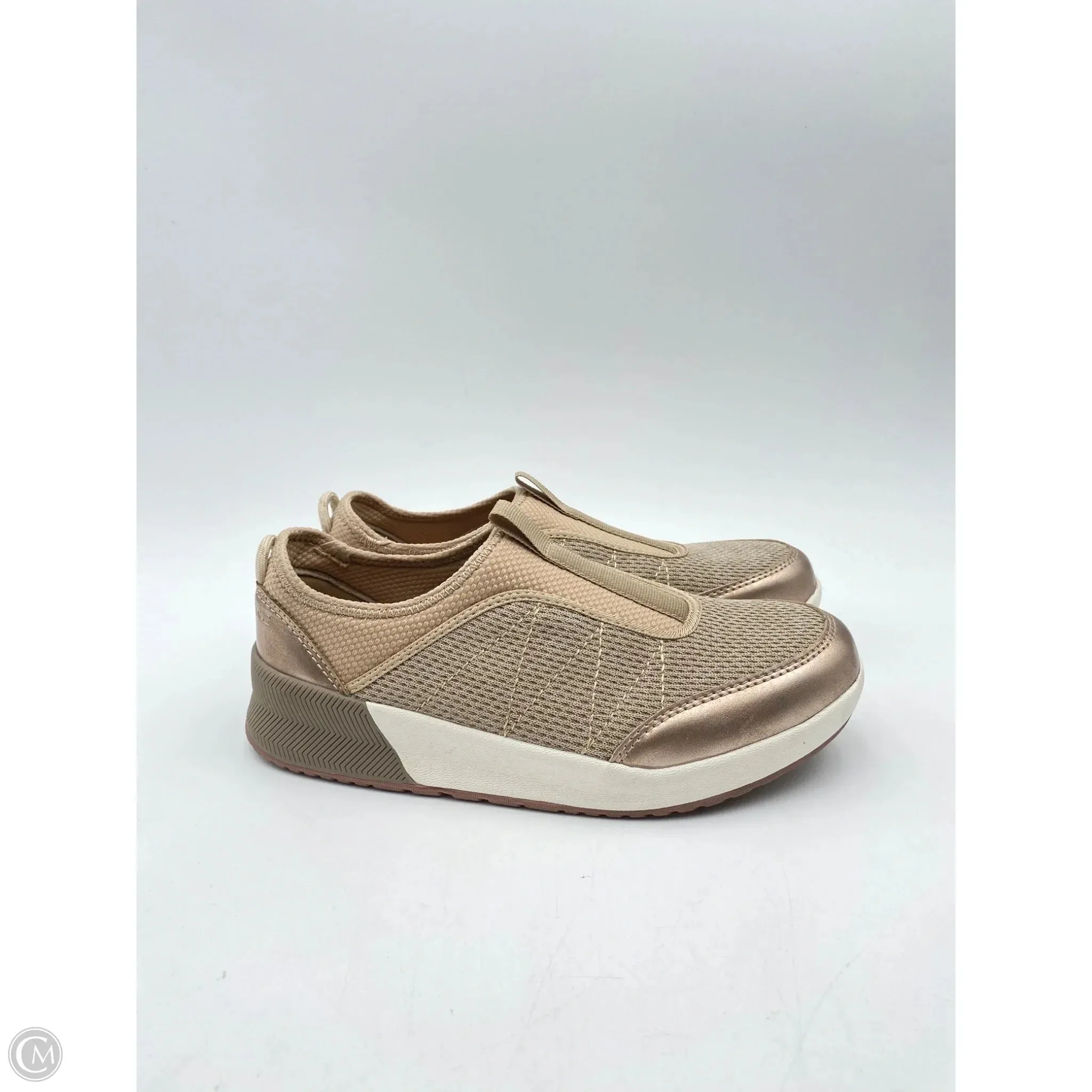 Shoes Sneakers By Lands End In Tan, Size: 7
