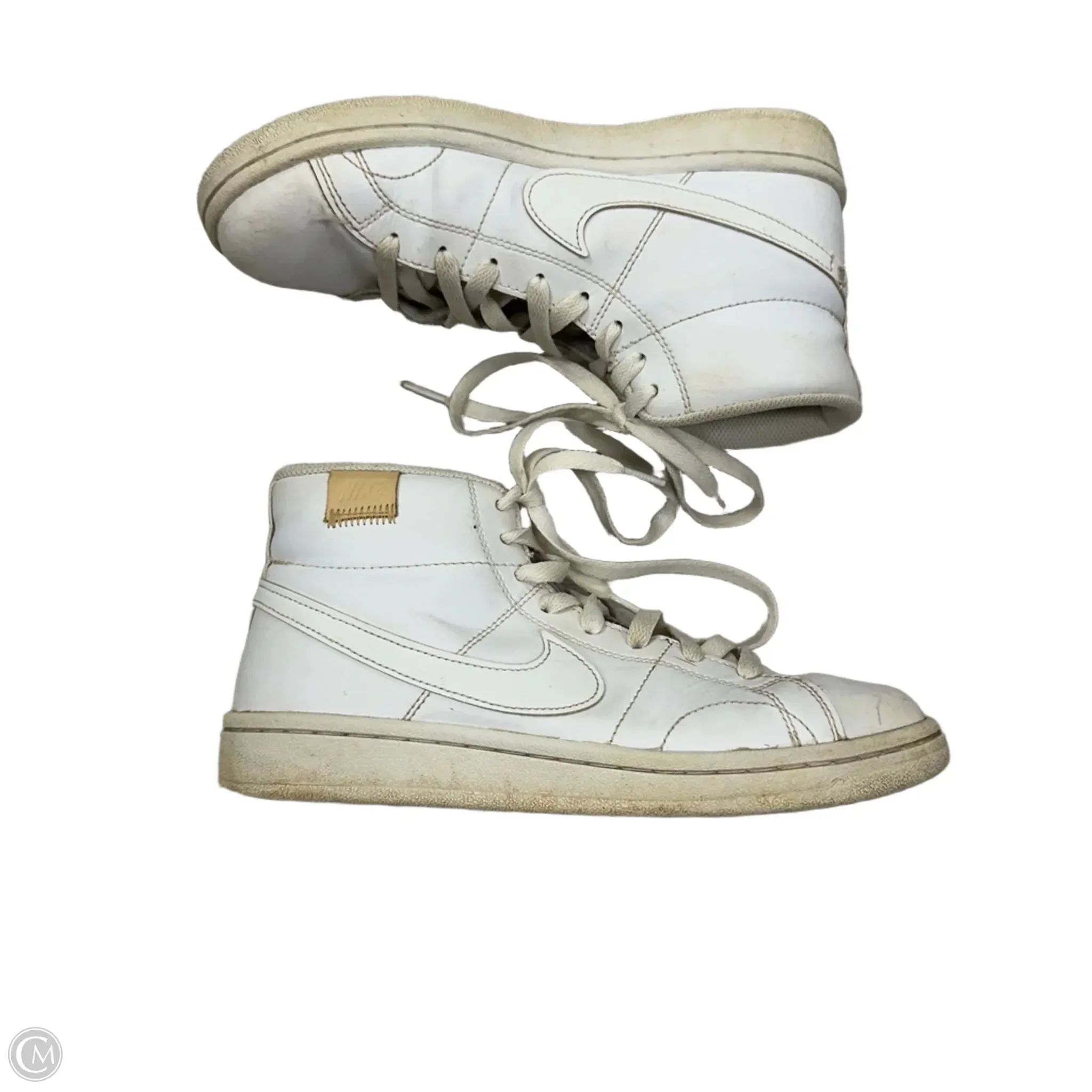 Shoes Sneakers By Nike In White, Size: 7.5