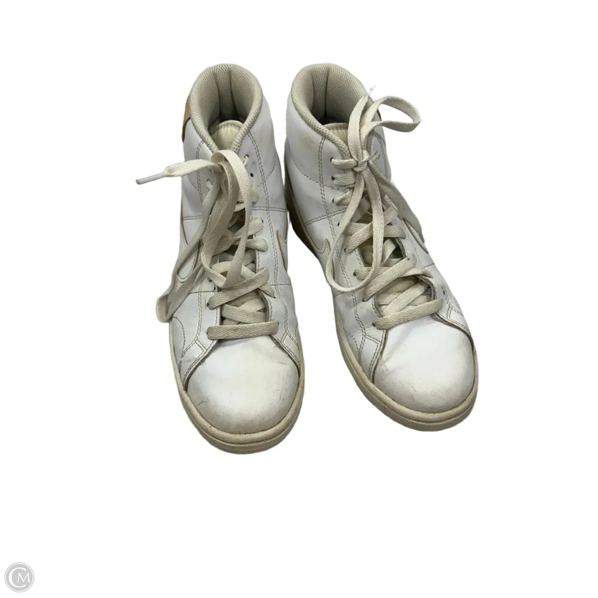 Shoes Sneakers By Nike In White, Size: 7.5