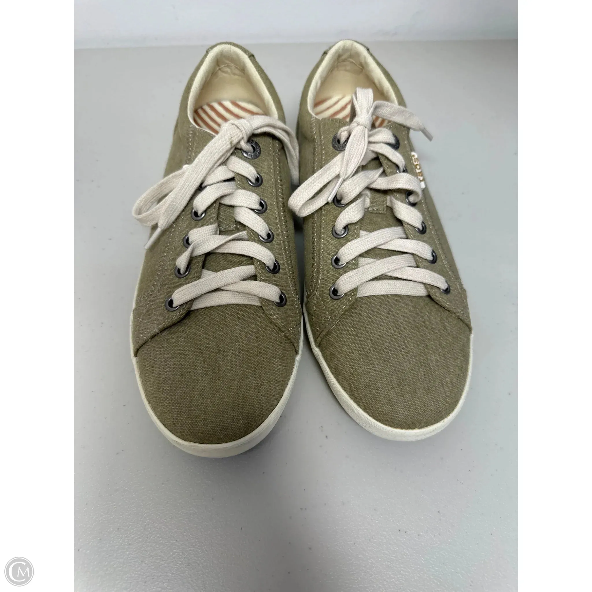 Shoes Sneakers By Taos In Olive, Size: 9