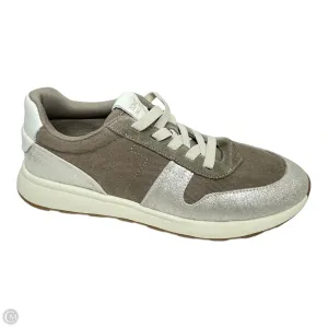 Shoes Sneakers By Toms In Brown & White, Size: 8