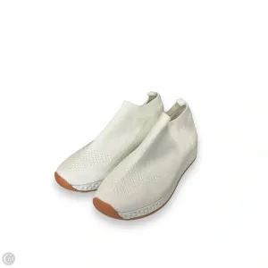 Shoes Sneakers By urban souls In White, Size: 6