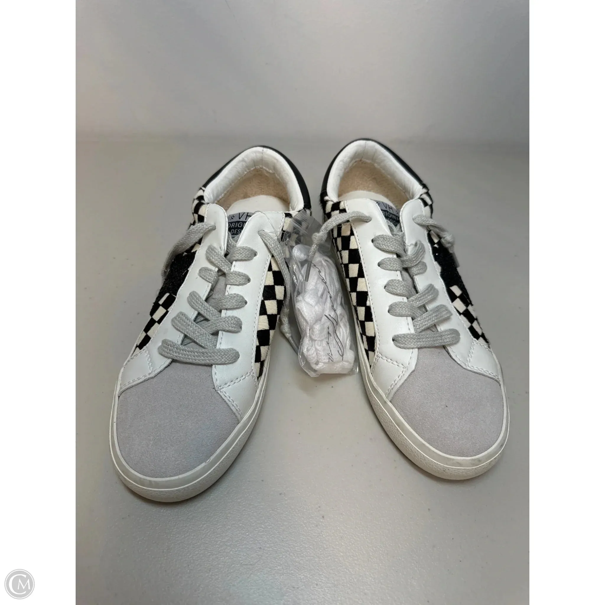 Shoes Sneakers By Vintage Havana In Checkered Pattern, Size: 8.5