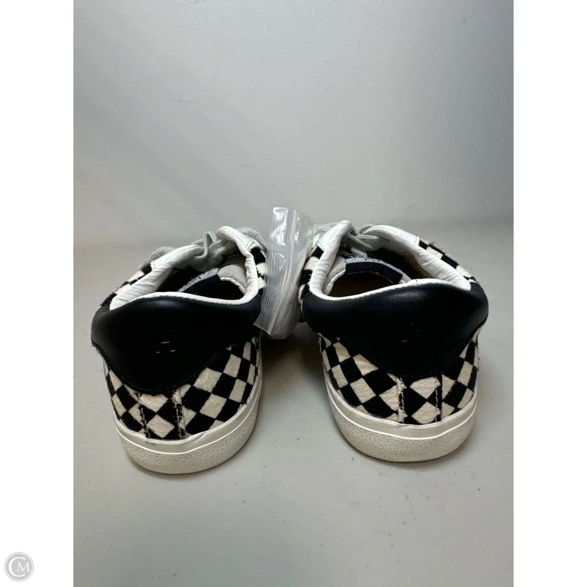 Shoes Sneakers By Vintage Havana In Checkered Pattern, Size: 8.5