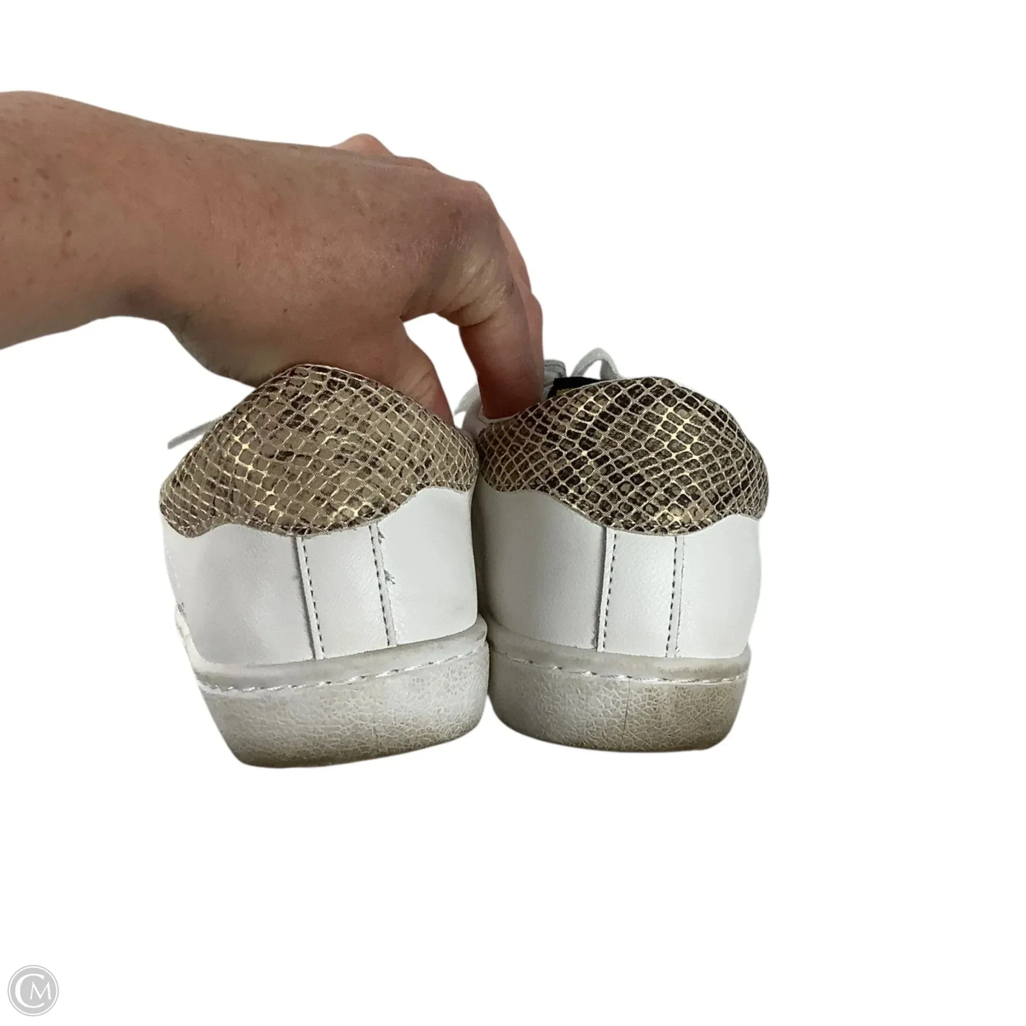 Shoes Sneakers By Vintage Havana In White, Size: 9