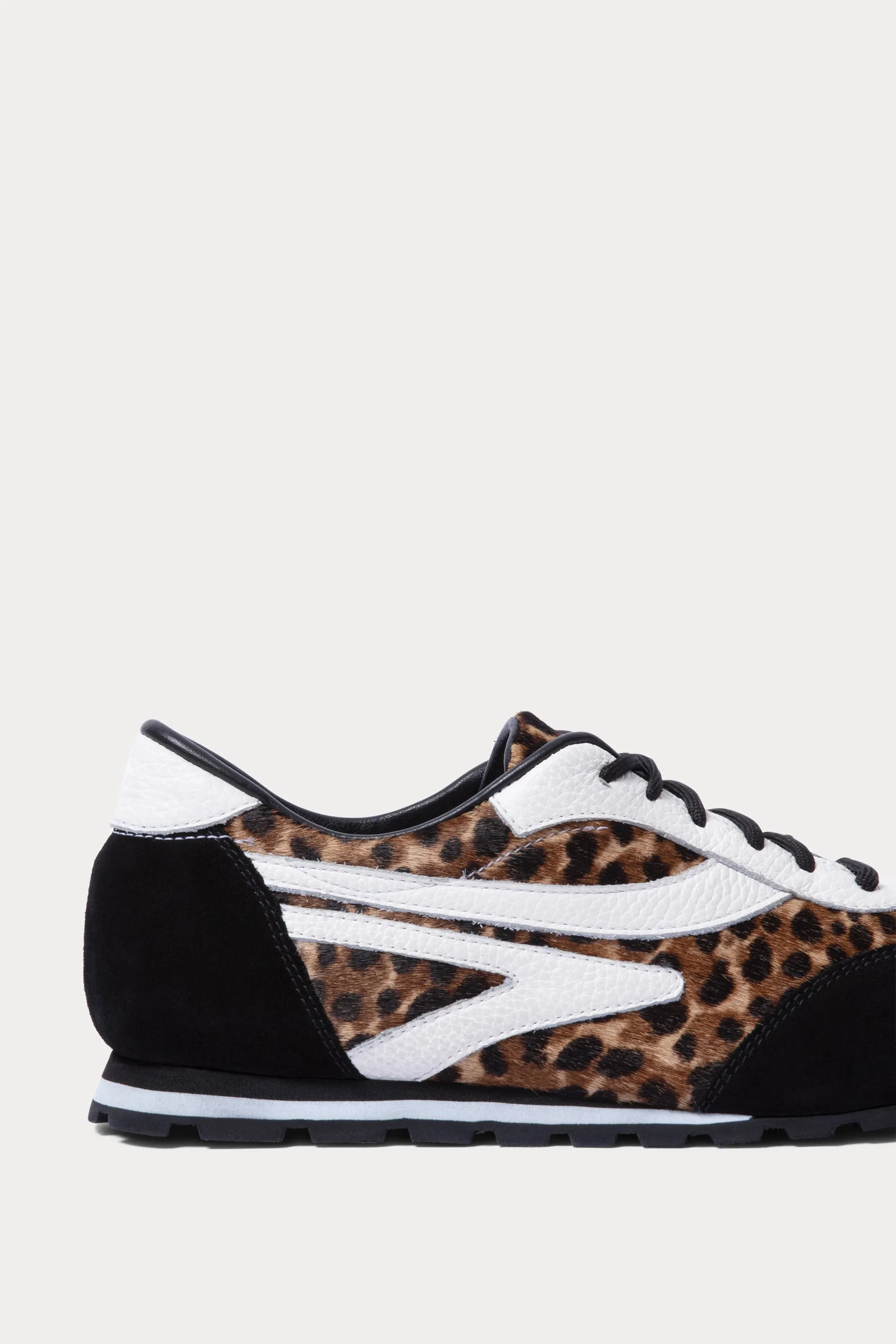Stevie Sneaker