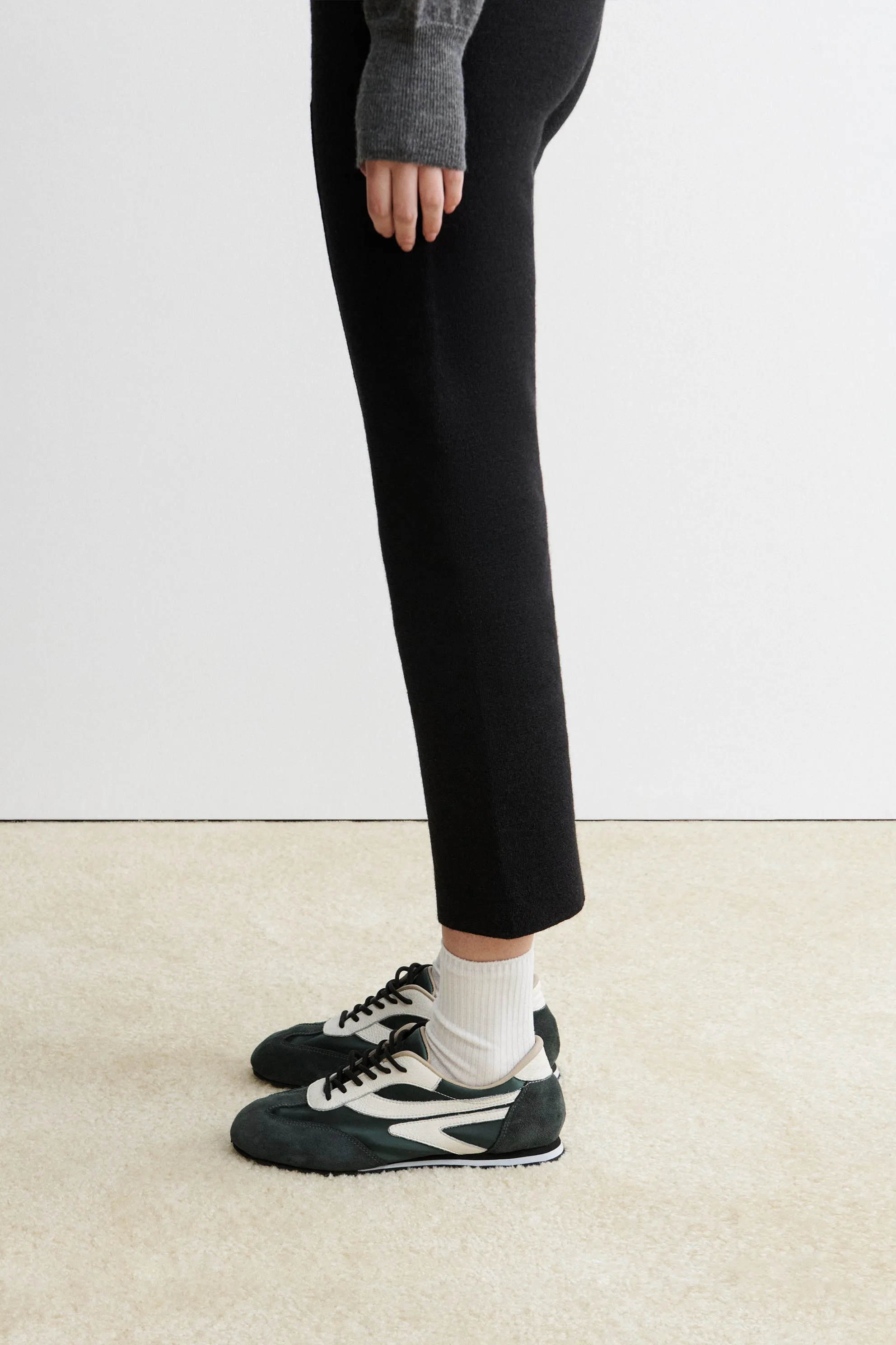 Stevie Sneaker