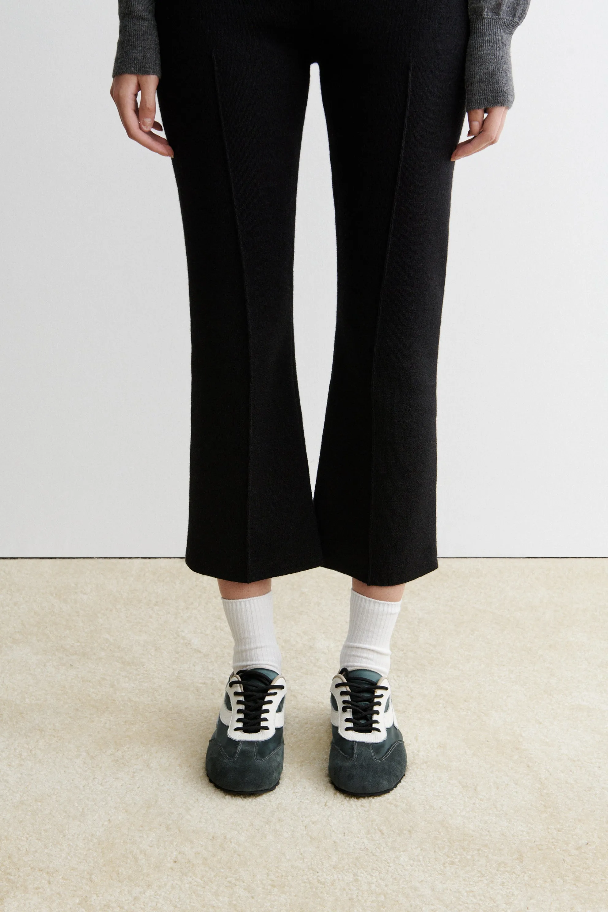 Stevie Sneaker