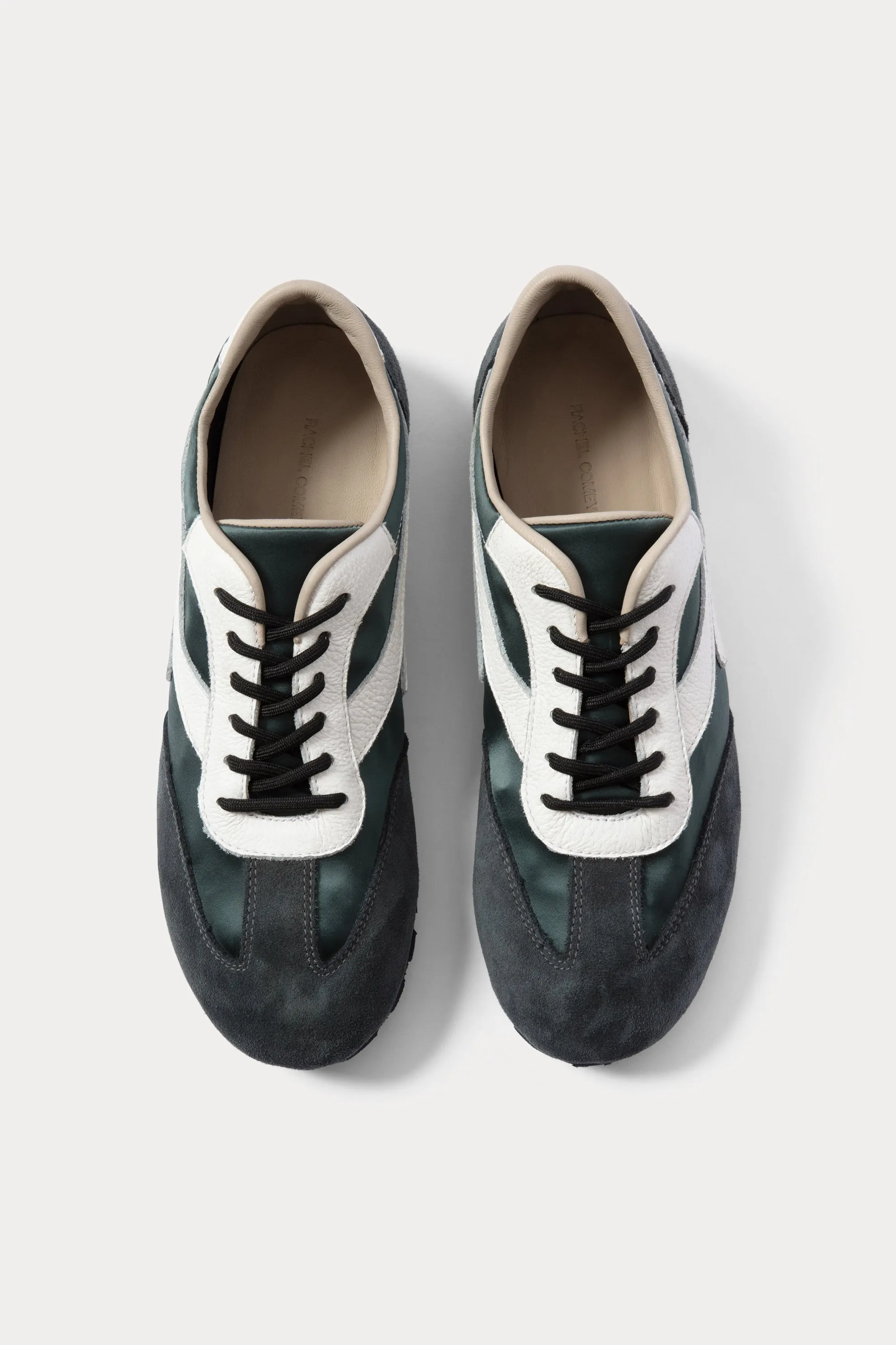 Stevie Sneaker