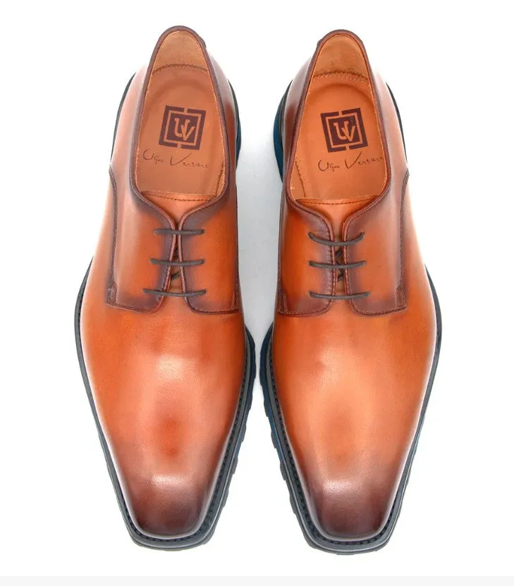 Style: Grayson-Caramel