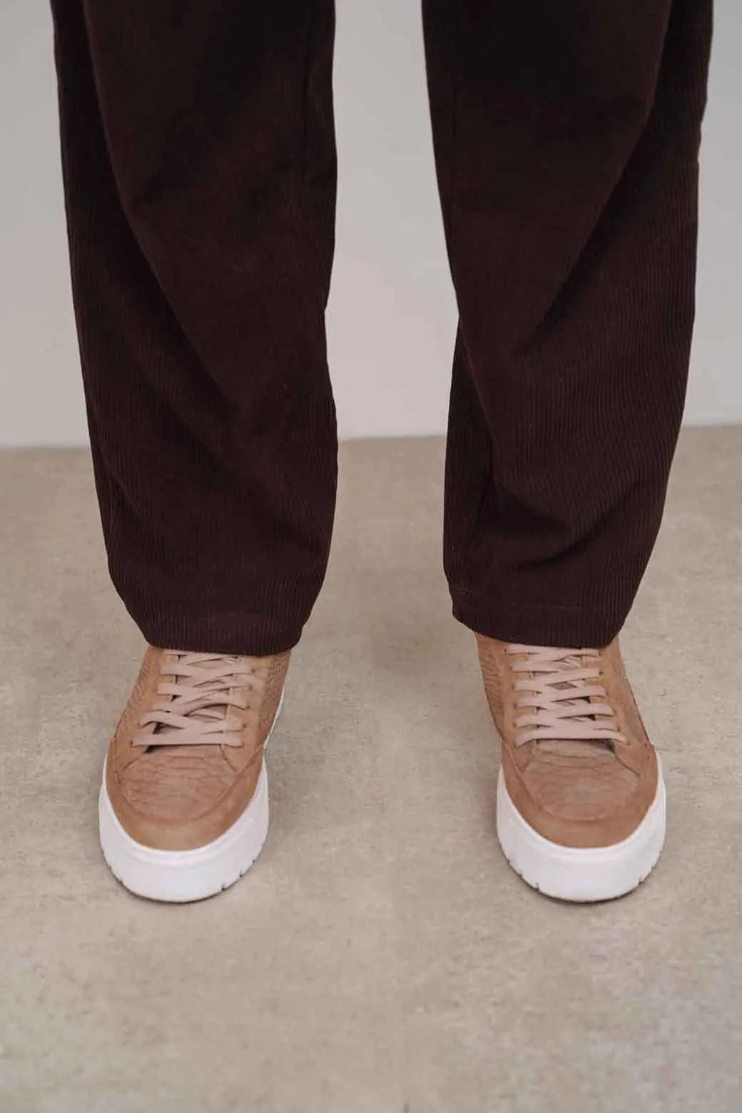 TEXTURED LEATHER SNEAKERS