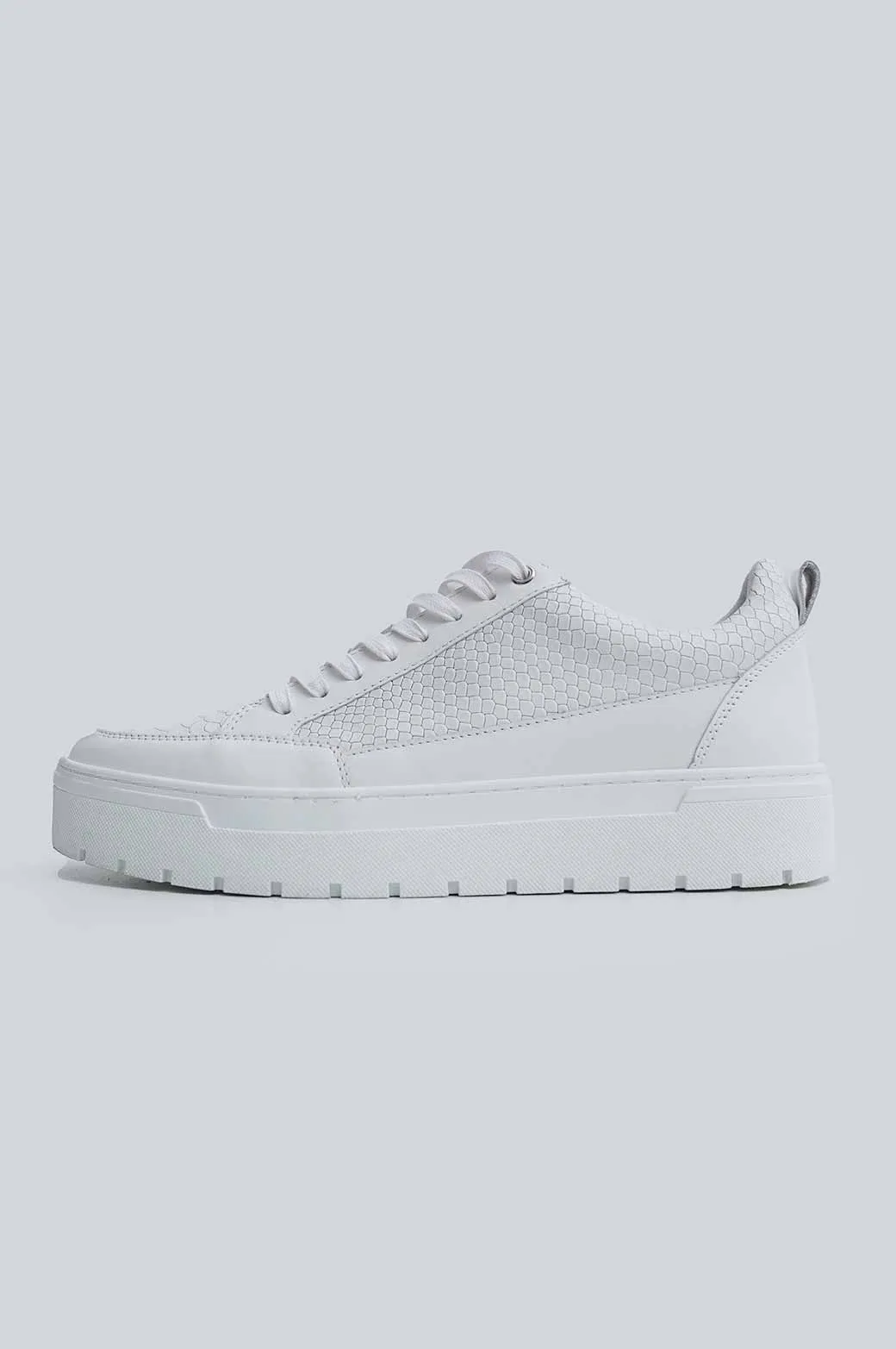 TEXTURED LEATHER SNEAKERS