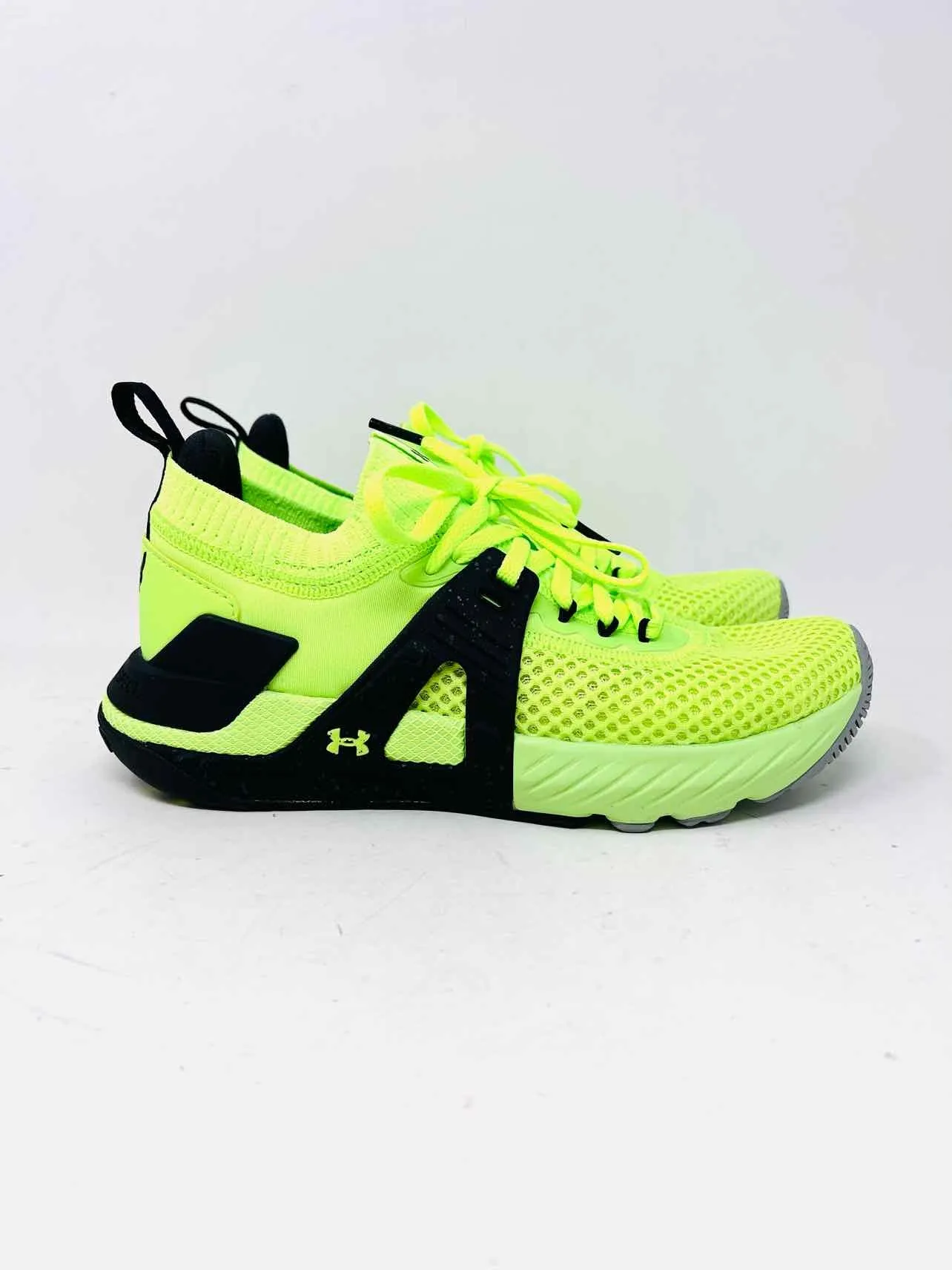 Under Armour Size 7 Neon Green/Black Lace-Up Mesh Shoes Sneakers