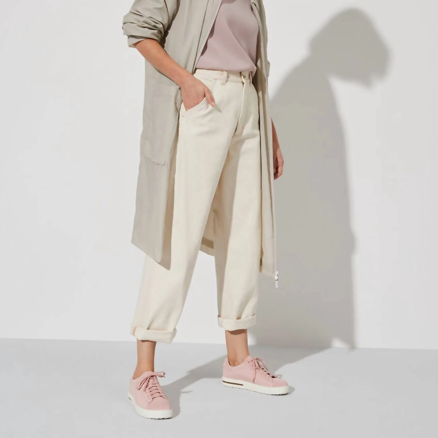 Women's Bend Low Sneaker - Narrow In Soft Pink