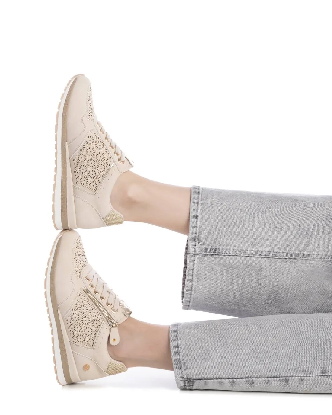 Women's Casual Sneakers By XTI