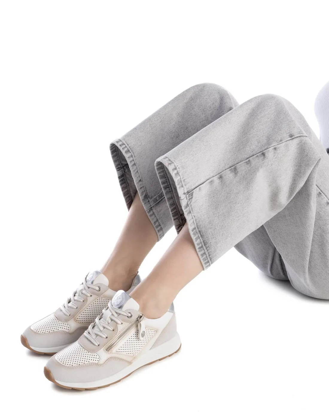 Women's Casual Sneakers By XTI