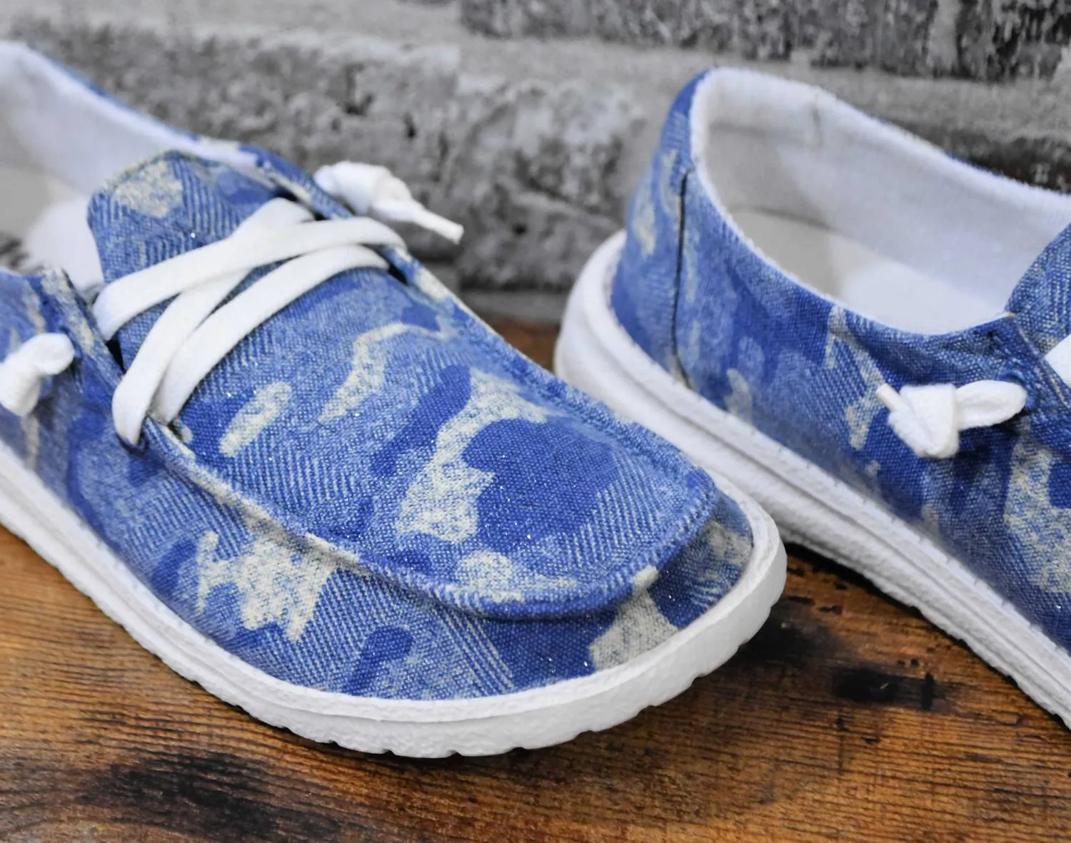 Women's Gypsy Jazz Sana Fashion Sneakers In Blue