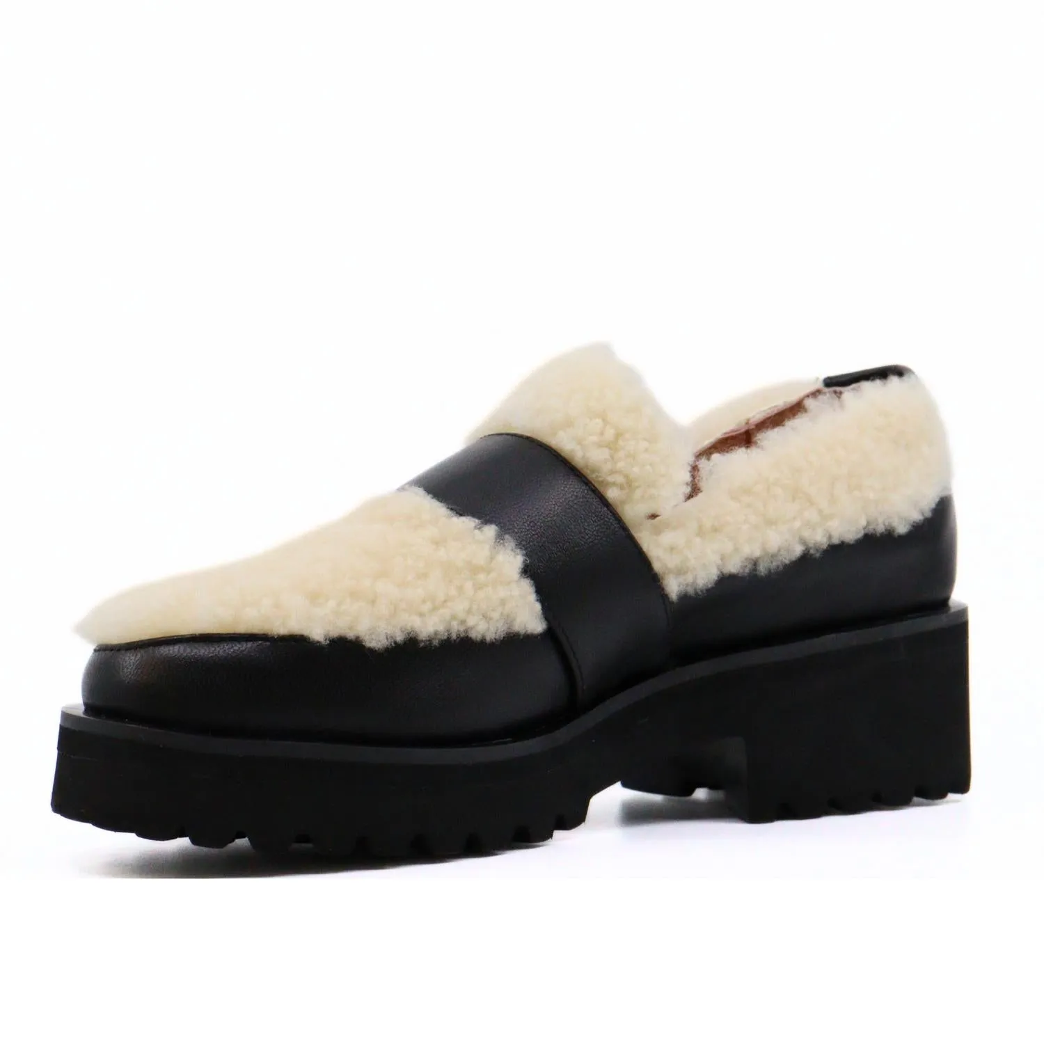 Women's Sherpa Loafer In Black