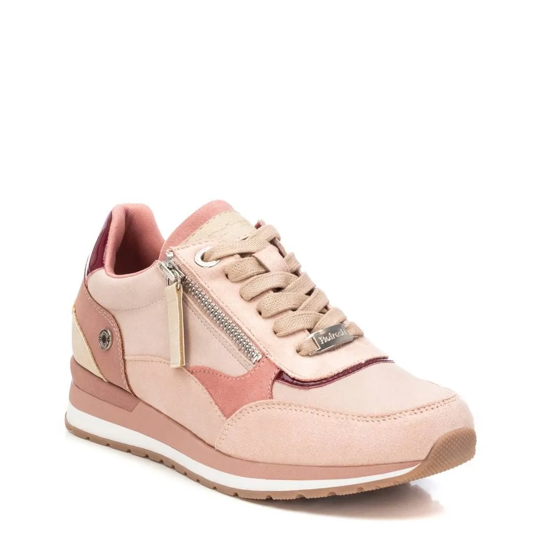 Women's sneakers